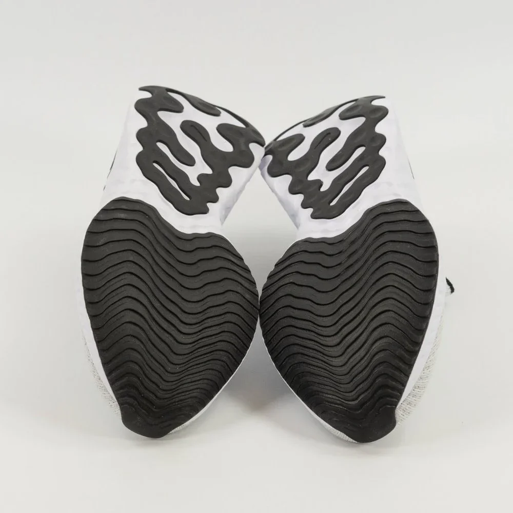 Nike Men's React Phantom Run Flyknit 2 'Oreo' CJ0277-100 size 9 - 13 - Picture 8 of 8